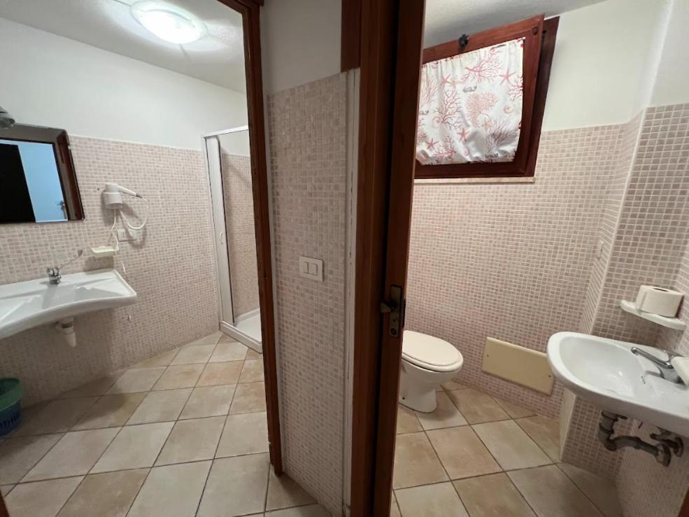 Pm 20 Via Fratelli Kennedy Guest House Alguer Exterior foto